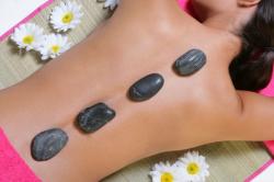 Massage aux Pierres Chaudes